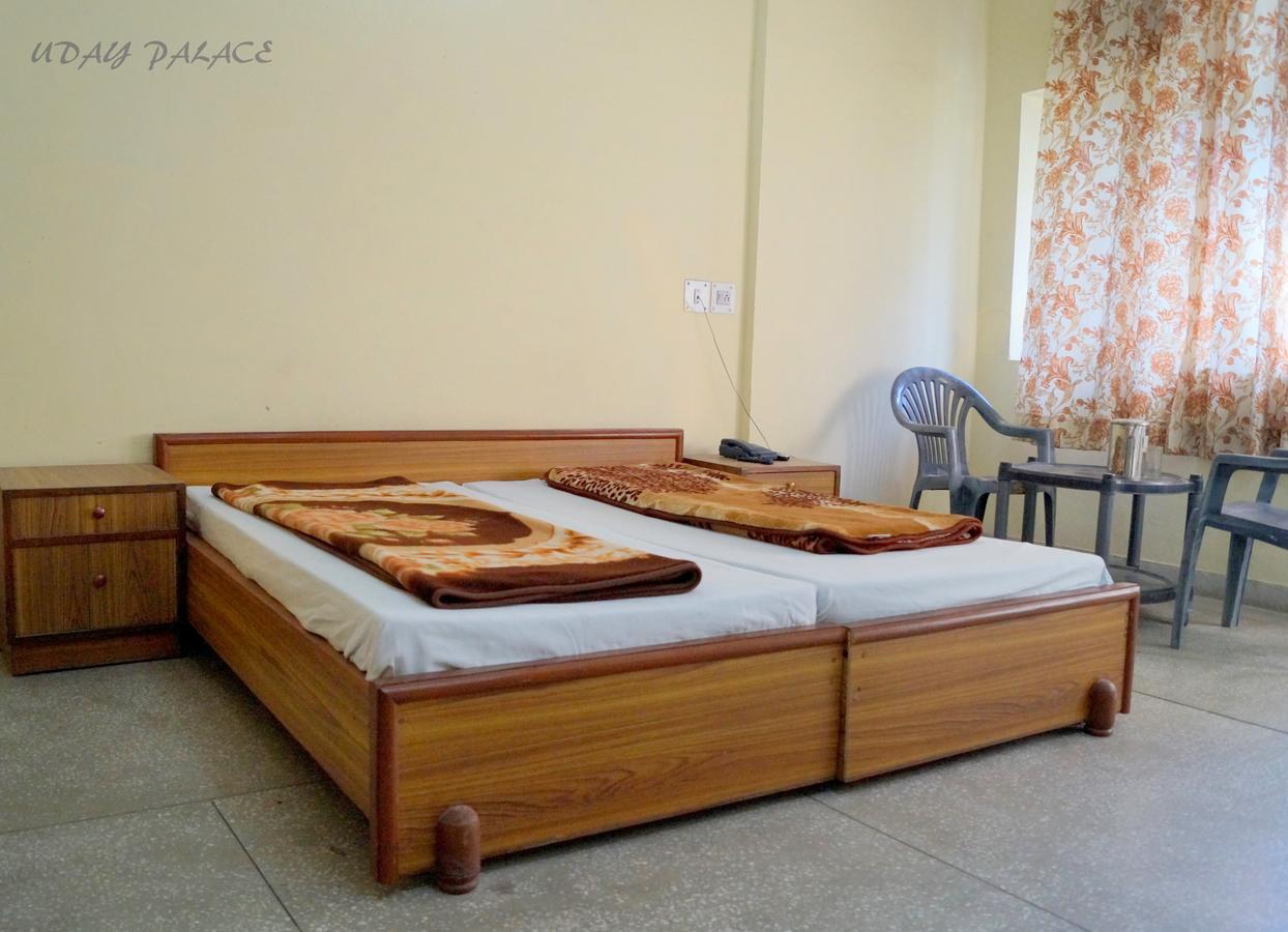 Hotel Uday Palace Pipalkoti Экстерьер фото
