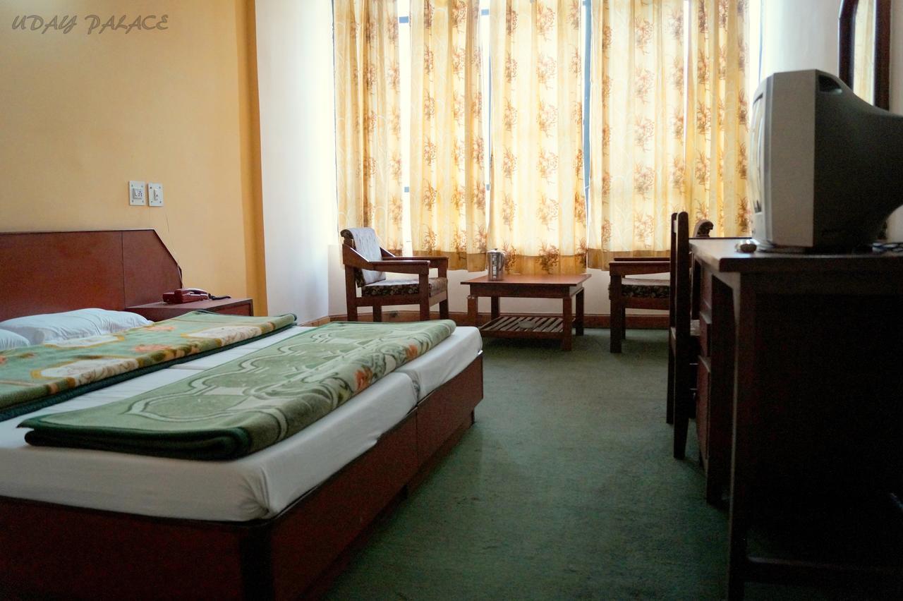 Hotel Uday Palace Pipalkoti Экстерьер фото