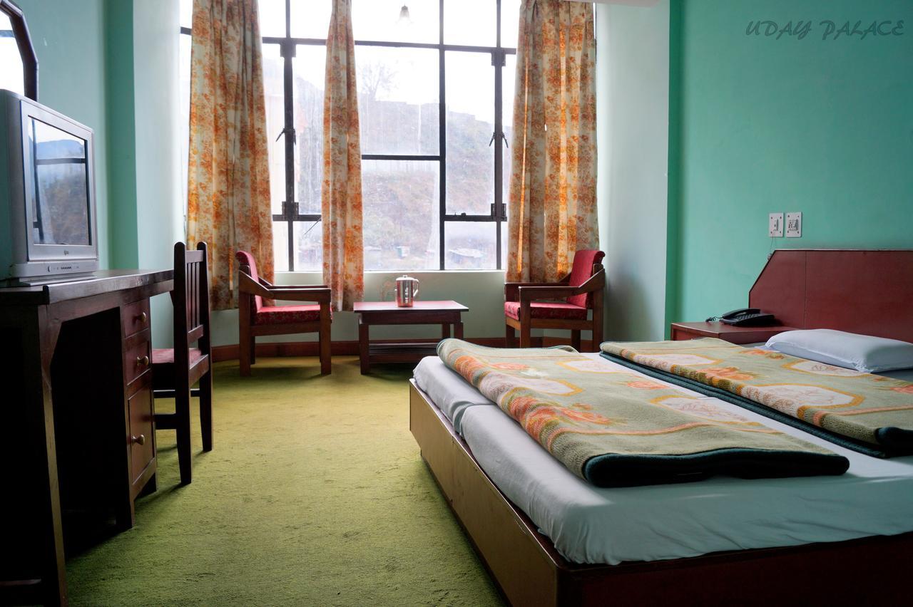 Hotel Uday Palace Pipalkoti Экстерьер фото