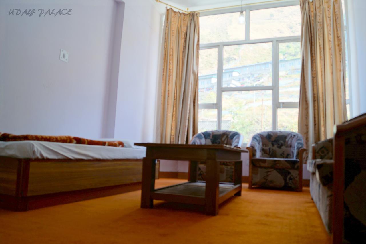 Hotel Uday Palace Pipalkoti Экстерьер фото